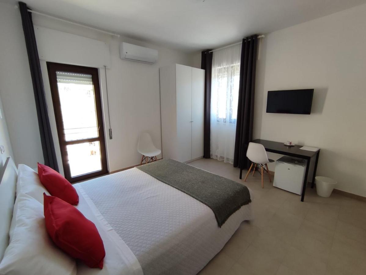Cristian Rooms Avola Ngoại thất bức ảnh